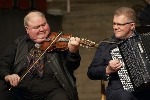 Knut Buen og Håvard Svendsrud på scenen