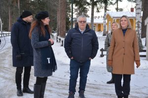 Hoksrud og Listhaug får omvisning